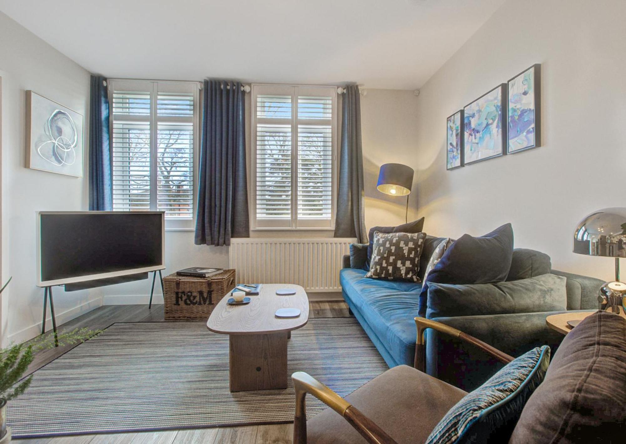 Stylish, Business Traveller Friendly Apartment, With Free Parking And Netflix Farnborough  Zewnętrze zdjęcie